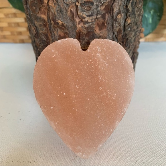 Pink Himalayan Salt Carved Heart Crystal Carving Cleansing Purification LRG 3.2" - Picture 2 of 10